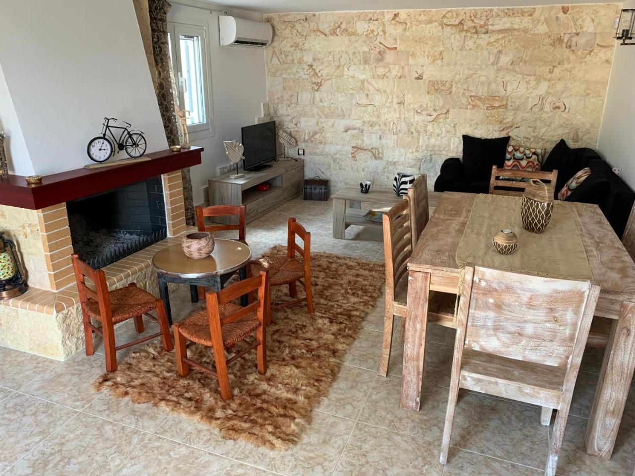 Peaceful House Near Airport Villa Pikermion ภายนอก รูปภาพ